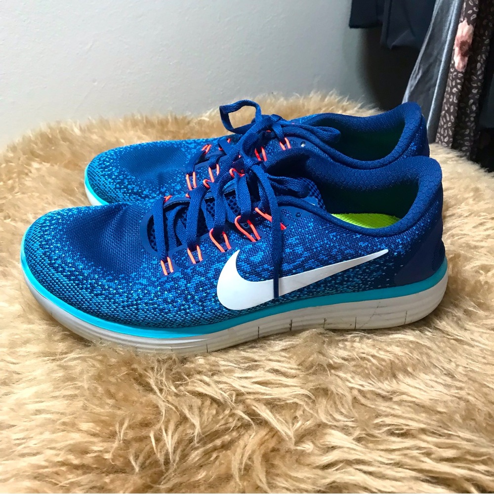 *SOLD* Blue Nike Free runners